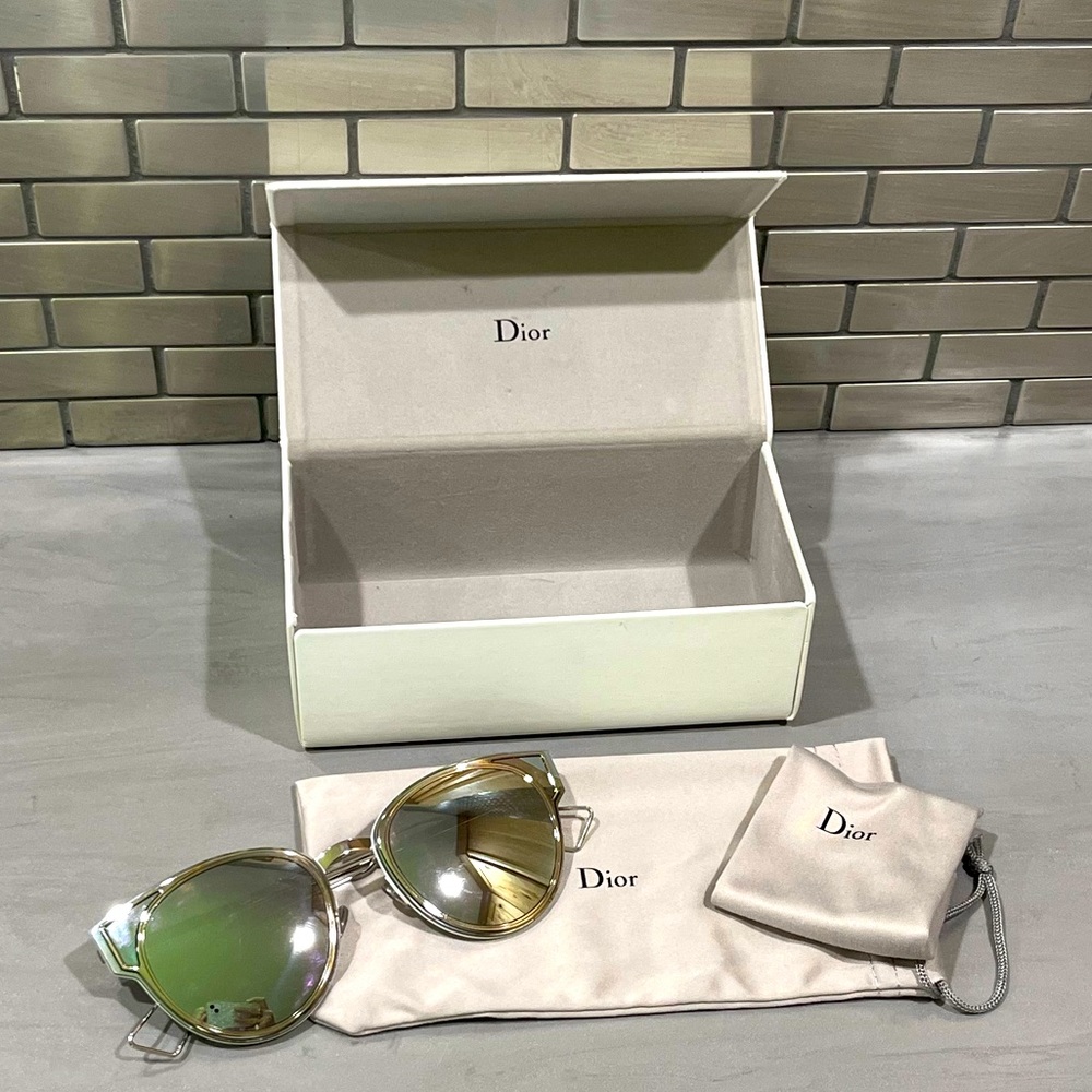 Christian Dior, Mirrored Oversized Sunglasses - Silver